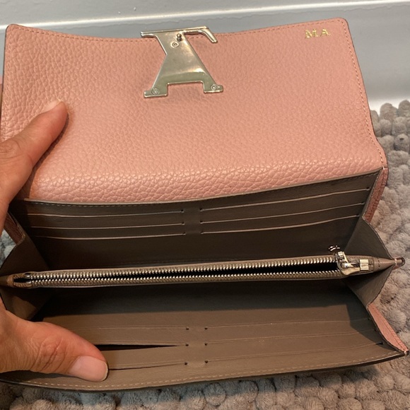 Louis Vuitton Taurillon Capucines wallet - Picture 3 of 5